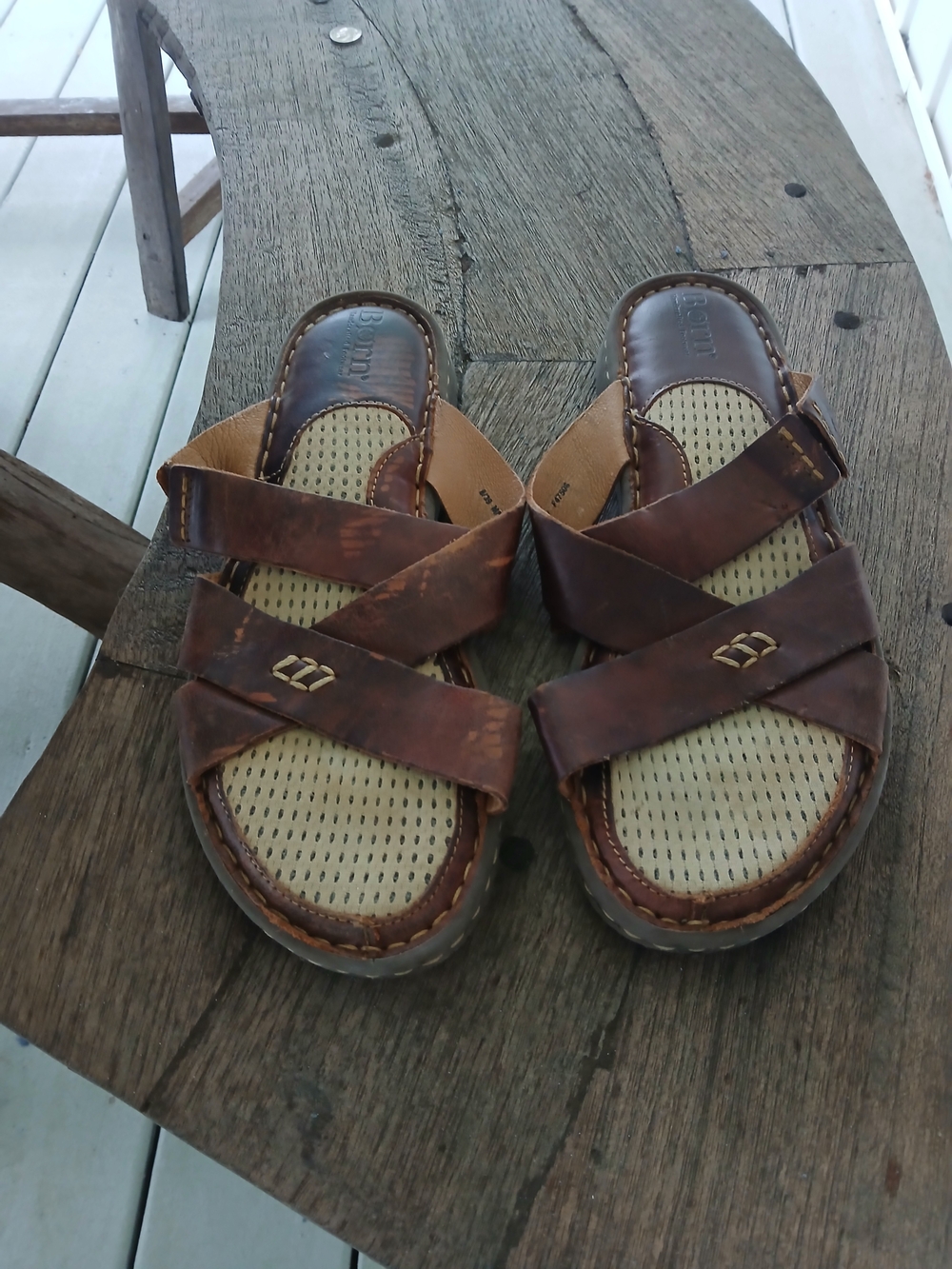 Women's Brown Leather Cross-Strap Sandals